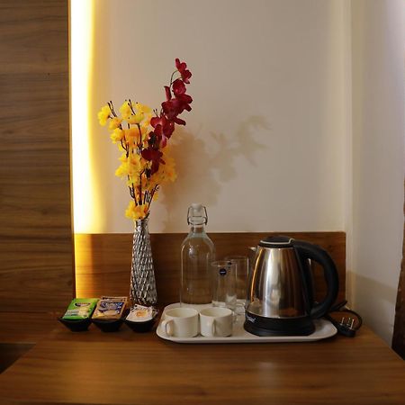 Silverkey Hotel Yelahanka Bangalore Exterior photo