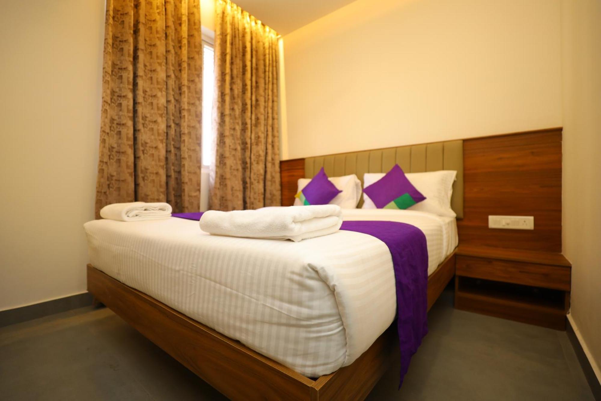 Silverkey Hotel Yelahanka Bangalore Exterior photo